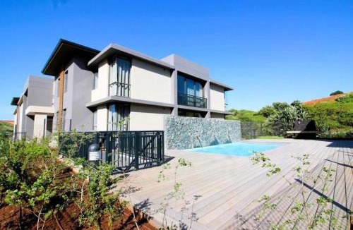 Port Zimbali Apartment | Zimbali Lakes Boulevard Edge