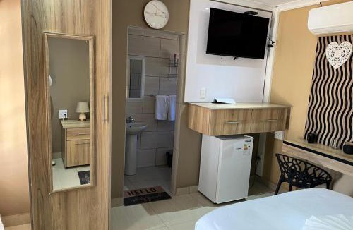 Greater Tubatse House | Zonke Bonke Guest House