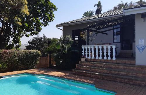 Umhlali Beach House | Zuider Zee Guest House