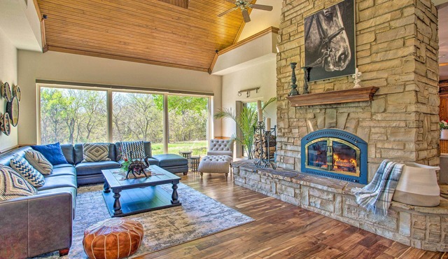 16-Acre Pilot Point Ranch: Private Pond in Pilot Point