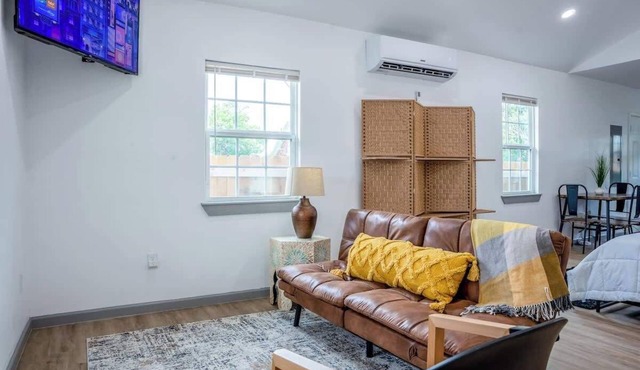 2BR Duplex Sleeps 8 Downtown Amarillo Corp Stays in Amarillo