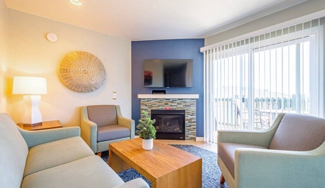 2x 2BR in Beach Resort with Pool, Hot Tub, Firepit