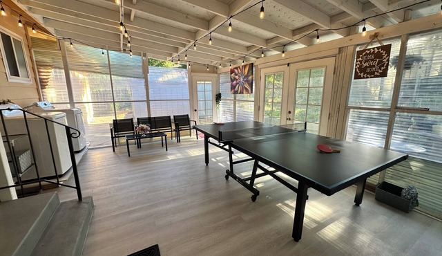 3-bedroom house in welcoming California with WiFi, fitness room