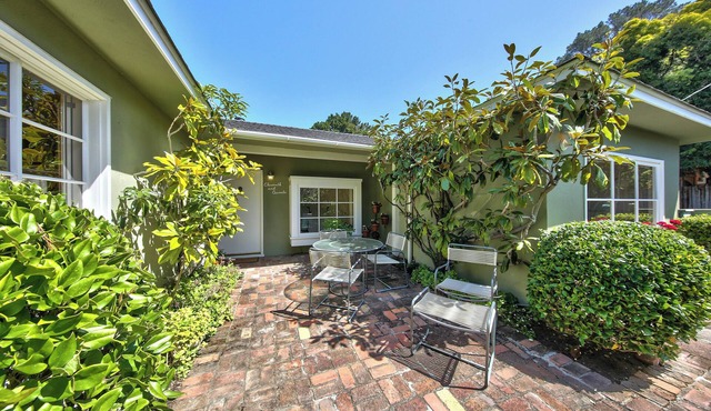 4035 Eleventh Haven - Two Blocks from the Beach