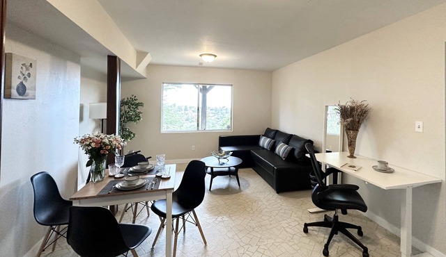 a one-bedroom suite (sleeping 4)