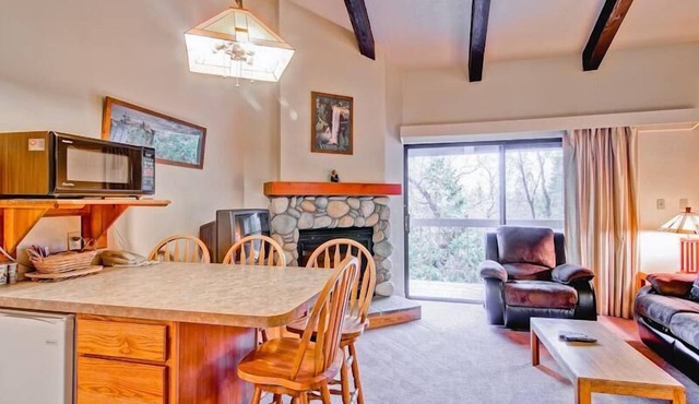 (B211) Loft Condominiums in Yosemite National Park
