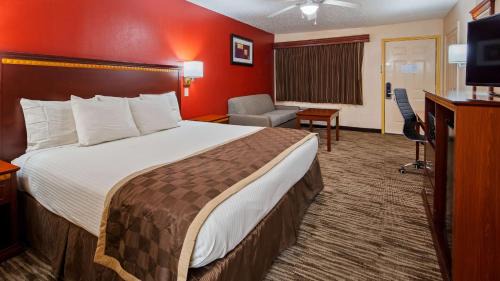 Best Western Executive Inn in Marshall