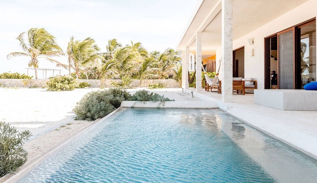 Blanca Beach House - 3BR with total privacy, Cancun!