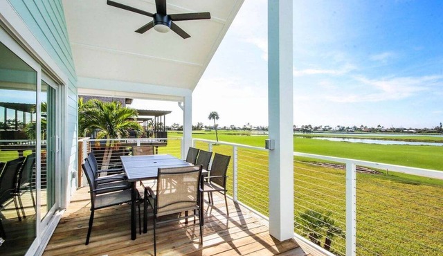 Breathtaking golf front villa on Sanibel Island - Includes Tennis Membership - 18th Fairway in Sanibel