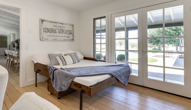 Bright Sonoma Retreat with Pickleball Court!