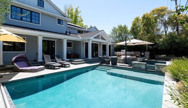 California Poolside Living