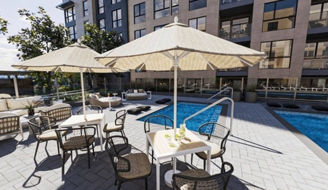 Charming Avelle 1BR Condo with Pool