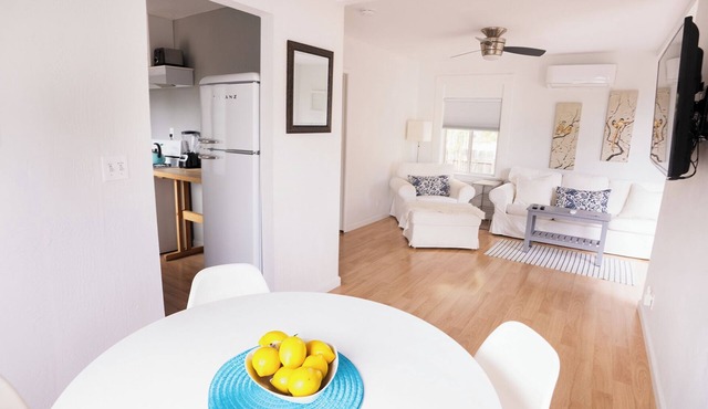 Charming Mid-Century Bungalow in the Heart of Old Petaluma