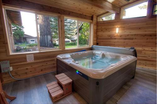 Cheyenne Chalet home in Round Hill
