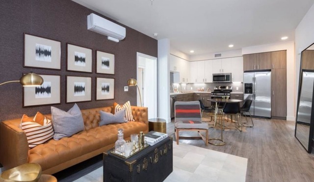 Comfort 1BR Condo with Pool and Fire Pit at Elan Menlo