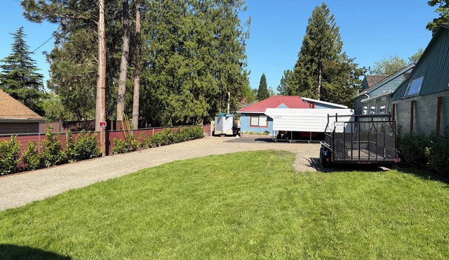 Completely Updated Darling Home in Milwaukie