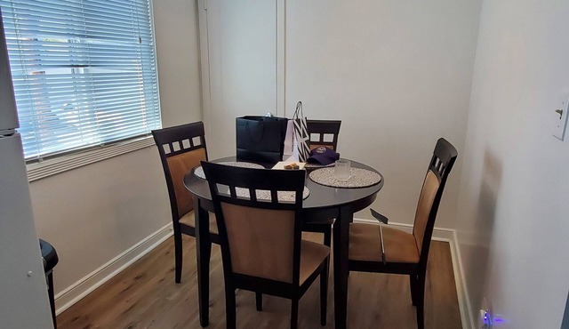 Cozy 1B Prime Location near Stanford