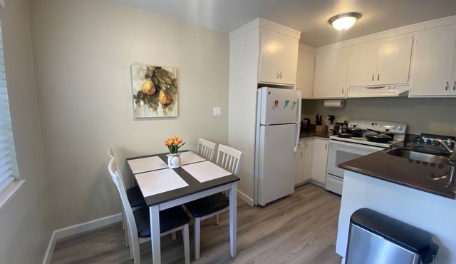 Cozy 1K & 1Q/1b, 5 minutes walk to downtown