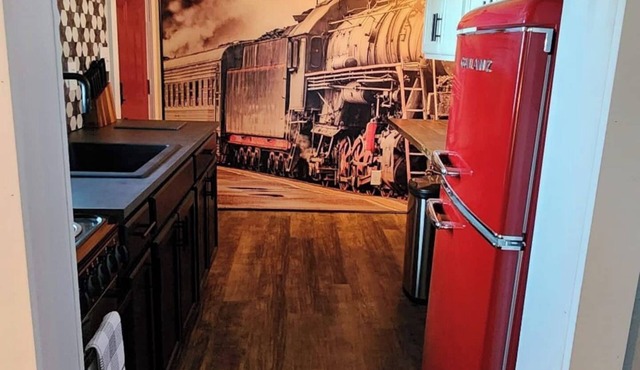 Cozy & Convenient Bungalow - Downtown & HPU in Brownwood