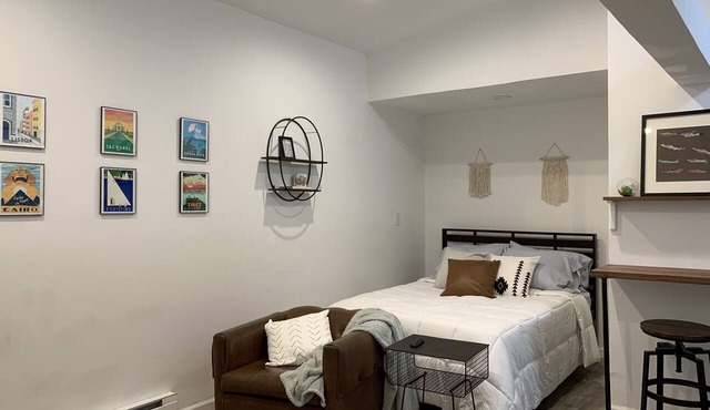 Cute Studio with great design!