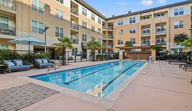 Elegant 2BR Plaza Residence w Pool
