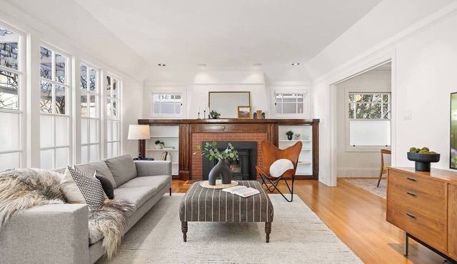 Elegant home in walkable Gourmet Ghetto