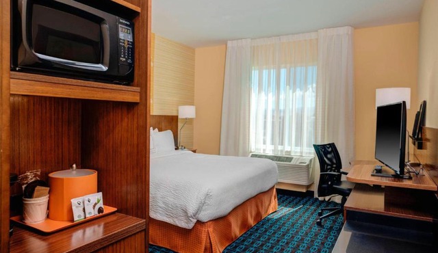 Fairfield Inn & Suites by Marriott Hollister