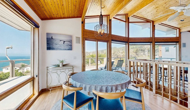 Gualala 3BR hot tub — Gualala ocean-view home with privat