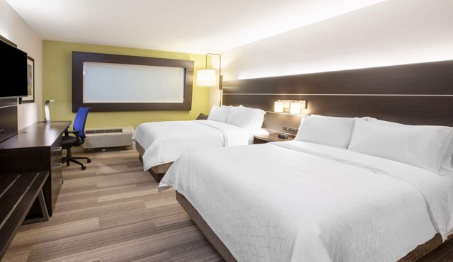 Holiday Inn Express & Suites San Jose Silicon Valley by IHG