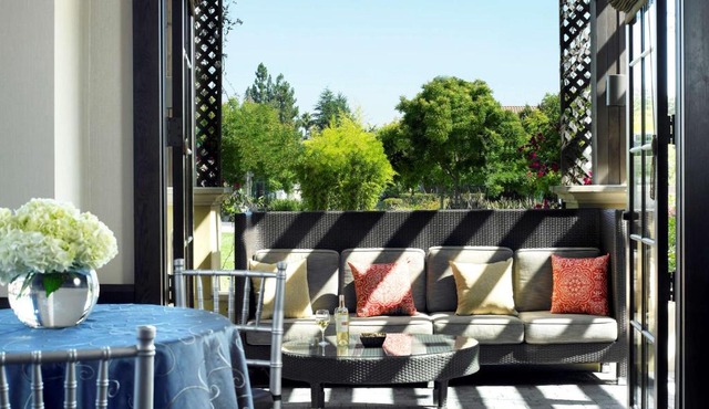 Juniper Hotel Cupertino, Curio Collection by Hilton