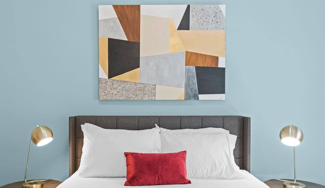 Kasa La Monarca | Standard Studio in San Francisco, Explore Nob Hill