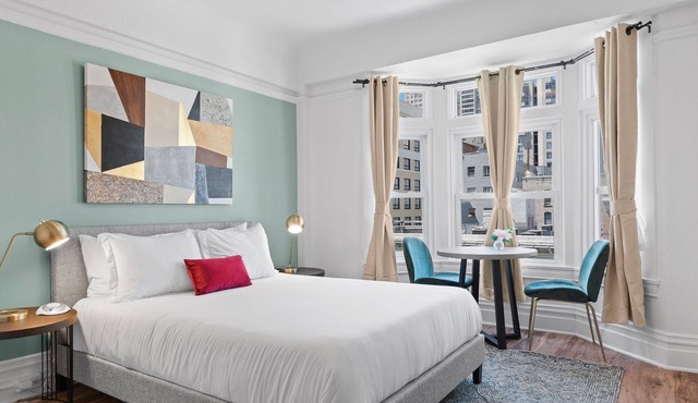 Kasa La Monarca | Welcoming Studio in San Francisco, Enjoy Local Eateries