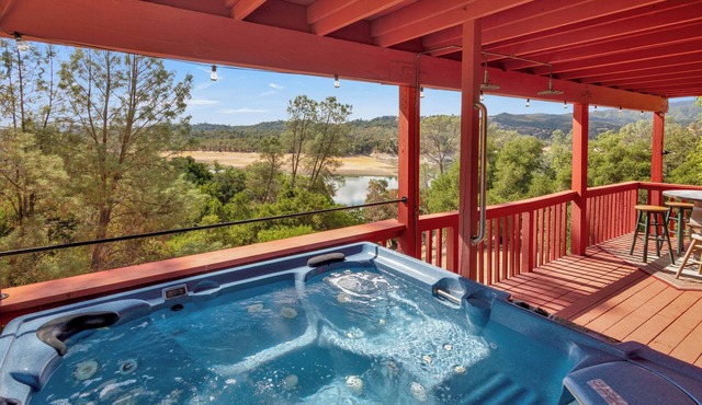 Lake Views + Game Room | Oak Shores, Lake Nacimiento | Naci Lakeview Retreat in Bradley