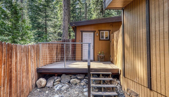 Lakeview ADU in Carnelian Bay – Fully Furnished in Carnelian Bay