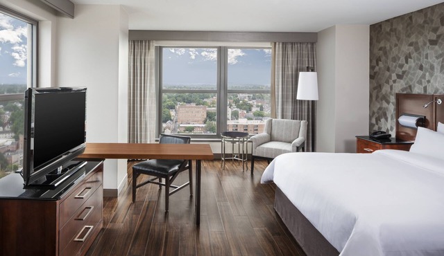 Lancaster Marriott at Penn Square in Lancaster