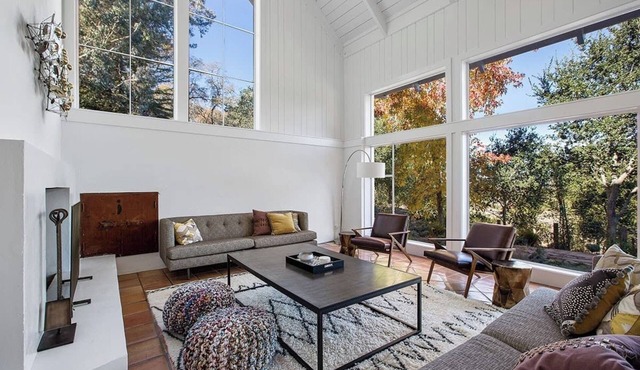 Mid-Century Secluded Oasis