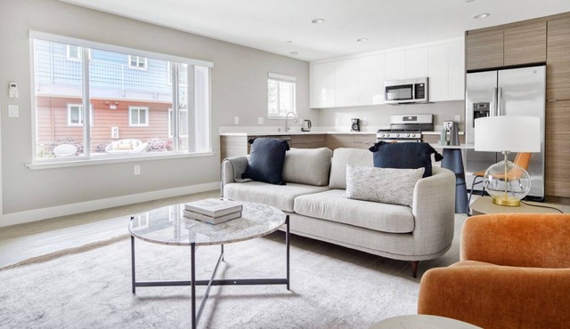 Modern Campbell 1BR w/ Gym, Spa & W/D, walk to WF & TJ, by Blueground