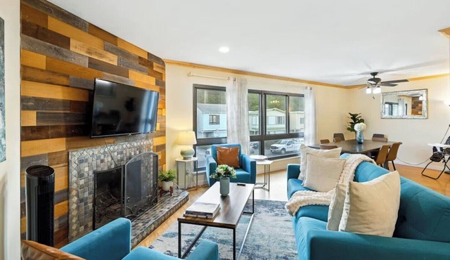 New! 3BR Stylish Home near San Francisco & Airport