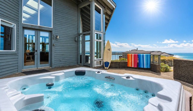 NEW! Yacht Club | 4BR Retreat | Hot Tub, Panoramic Views & Pet Friendly