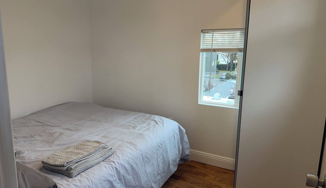 Newly furnished near lake merrit, new Chinatown - 30 days minimum