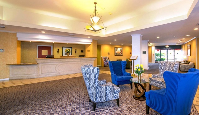 Oakland Airport Executive Hotel