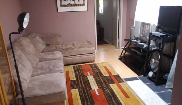 Oakland guesthouse -