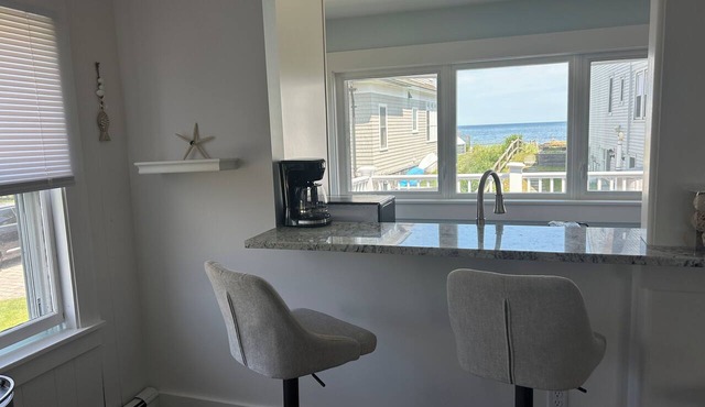 Ocean-View Rye Beach Condo | Private Beach Access & Walk to Petey’s Seafood in Rye