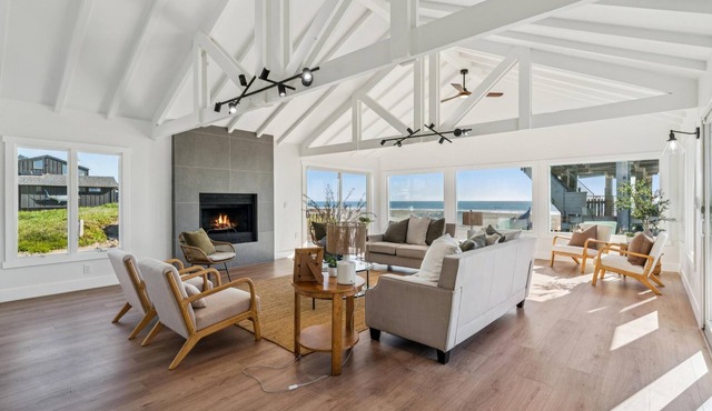 Oceanfront Luxury Getaway On The Sand