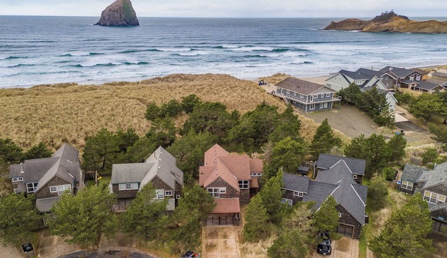 Pacific City Home: Walk to Beach, Bonus Room & EV Charger in Pacific City