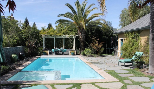 Perfect Sonoma Location: Blocks To Plaza, Pool, Spa, Spacious - 30 Day Min Stay