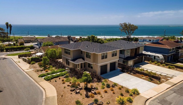 Private Coastal Escape Home Walk to Harbor, Beaches & Dining