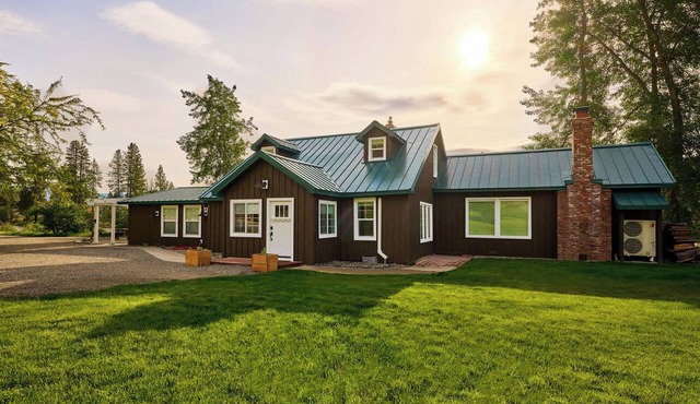 River's Edge Ranch - 3BR riverside ranch house in Twisp