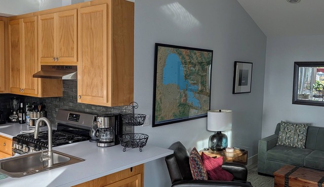 Rocky Point Cottage Lakefront 3bd 2ba