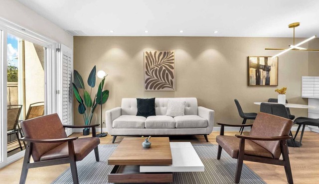 Serenity Home on Oak Ave #42525